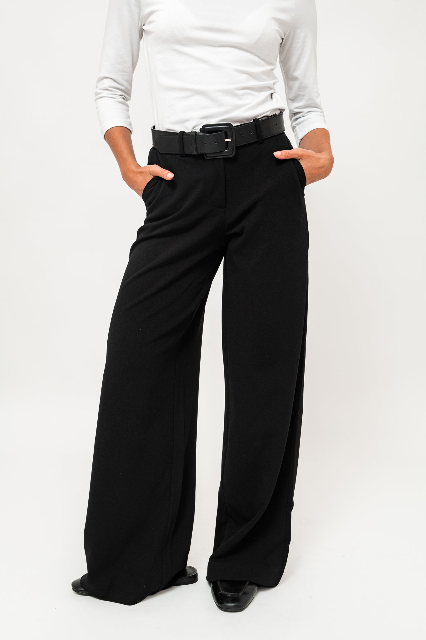 VMZAMIRA Wide Trousers - Black